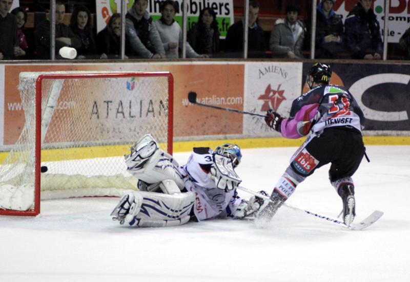 Amiens  8 - 2 Caen 