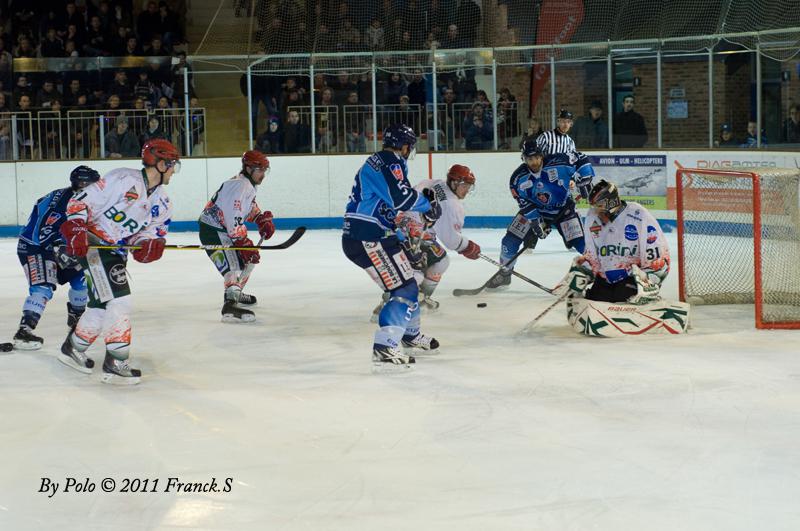 Angers  6 - 3 Mont-Blanc