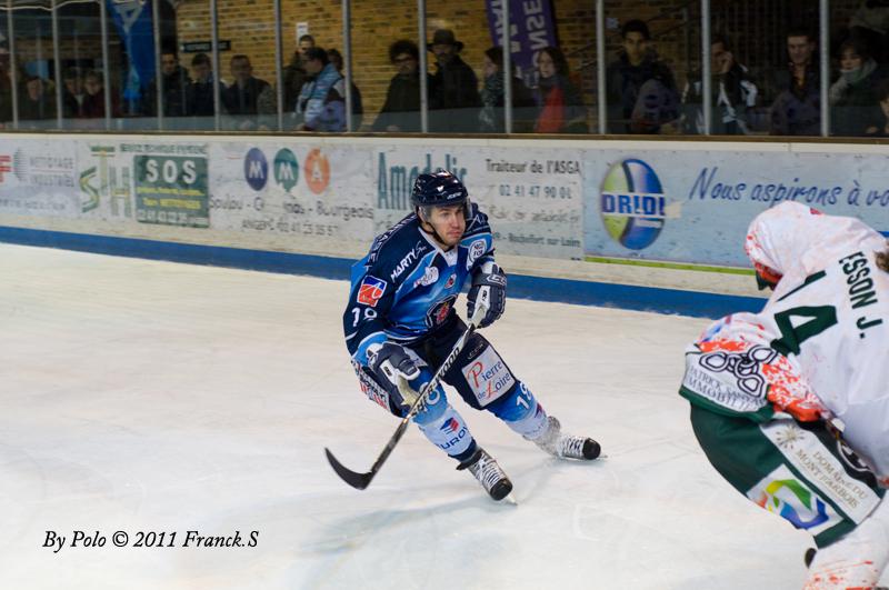 Angers  6 - 3 Mont-Blanc