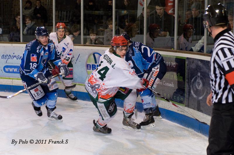 Angers  6 - 3 Mont-Blanc