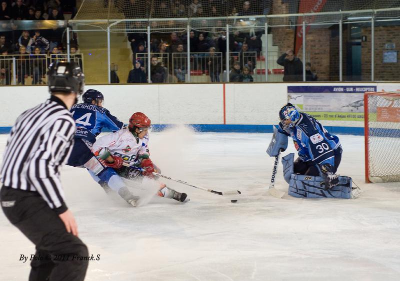 Angers  6 - 3 Mont-Blanc