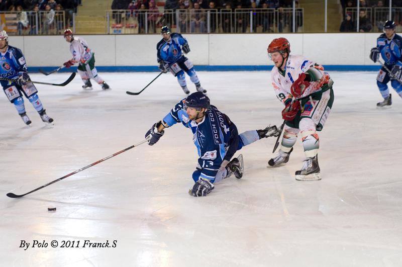 Angers  6 - 3 Mont-Blanc