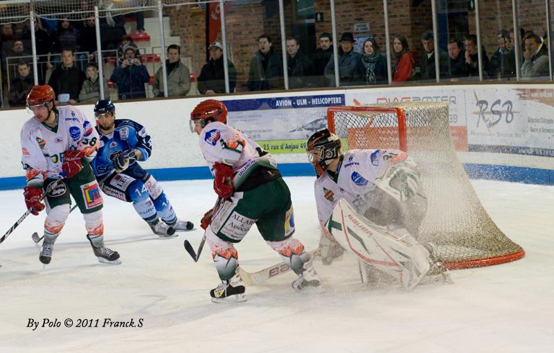 Angers  6 - 3 Mont-Blanc