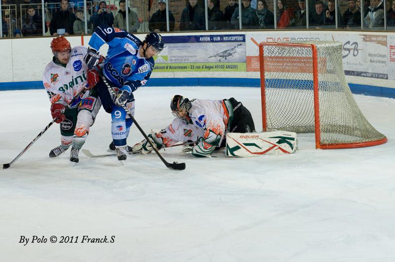 Angers  6 - 3 Mont-Blanc