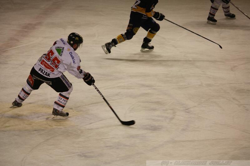Chamonix  4 - 0 Amiens 