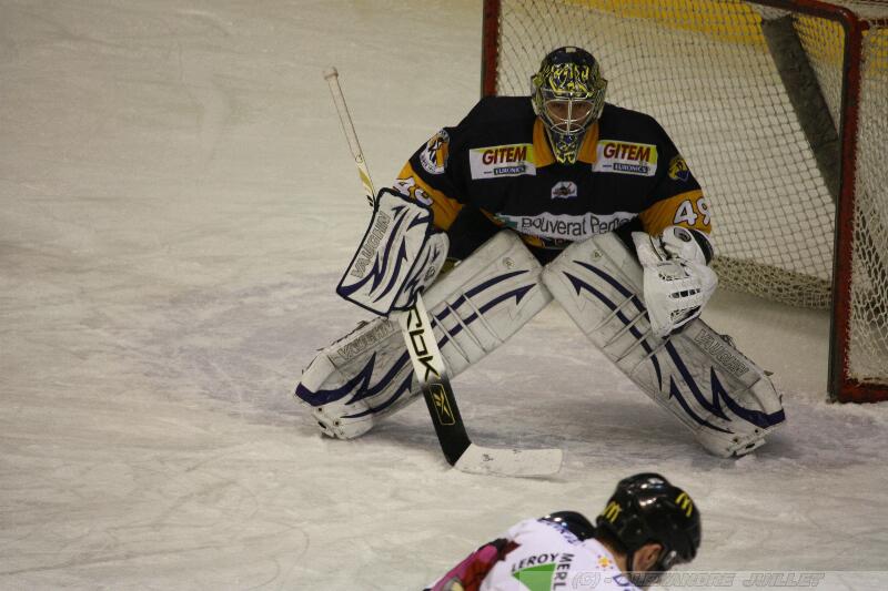 Chamonix  4 - 0 Amiens 