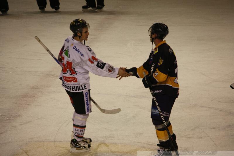 Chamonix  4 - 0 Amiens 
