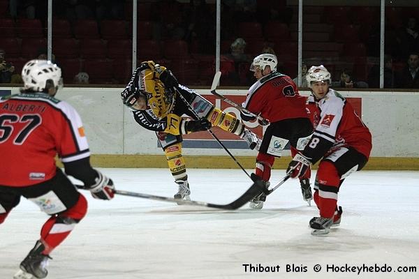 Briançon  2 - 5 Rouen