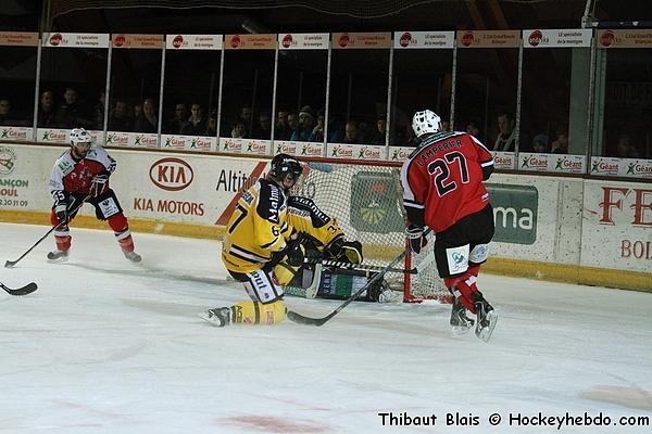 Briançon  2 - 5 Rouen