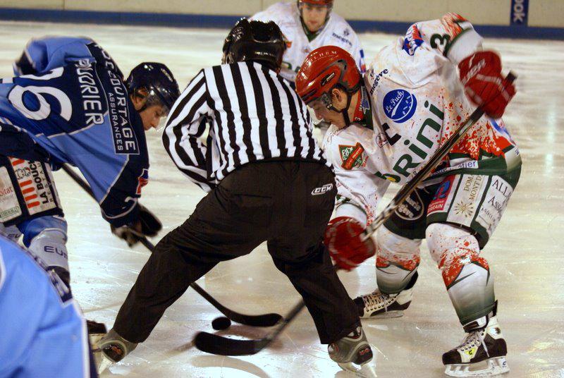 Angers  6 - 3 Mont-Blanc