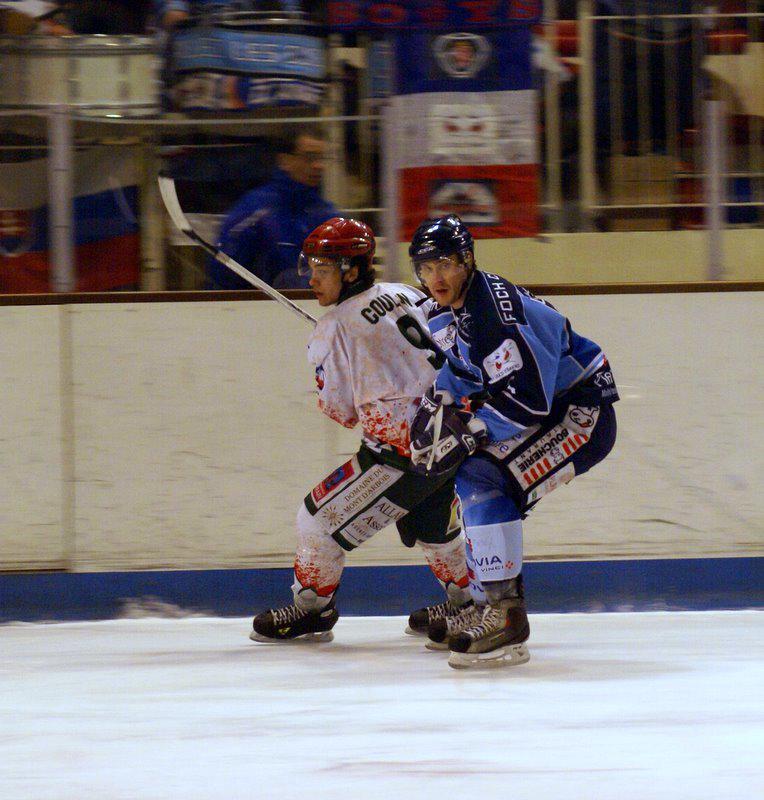 Angers  6 - 3 Mont-Blanc