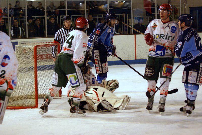 Angers  6 - 3 Mont-Blanc