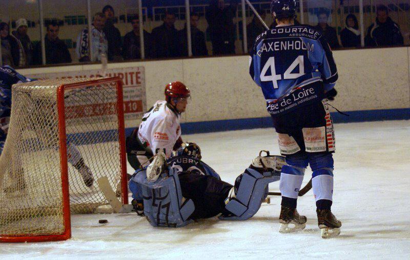 Angers  6 - 3 Mont-Blanc