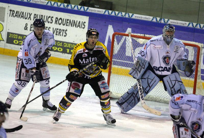 Rouen 4 - 2 Angers 