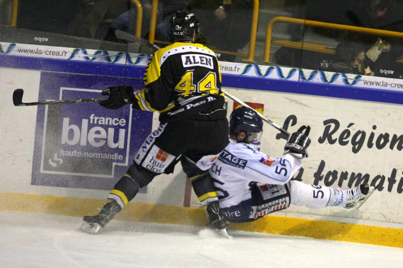 Rouen 4 - 2 Angers 