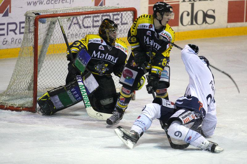 Rouen 4 - 2 Angers 