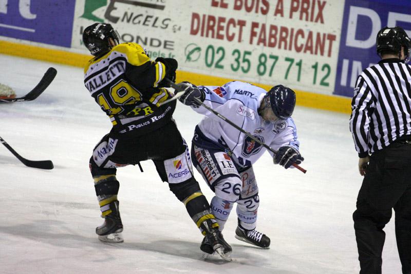 Rouen 4 - 2 Angers 