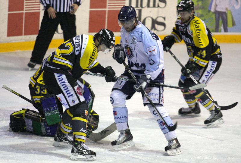 Rouen 4 - 2 Angers 