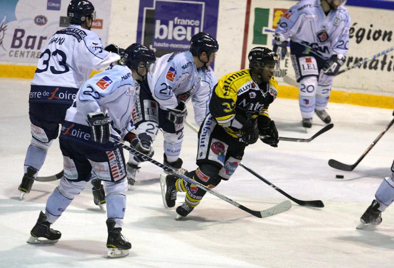 Rouen 4 - 2 Angers 