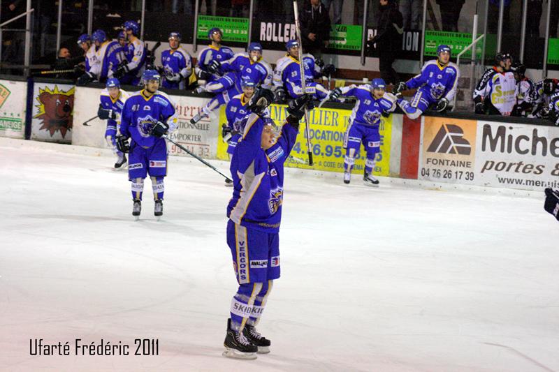 Villard-de-Lans 5 - 4 Caen 