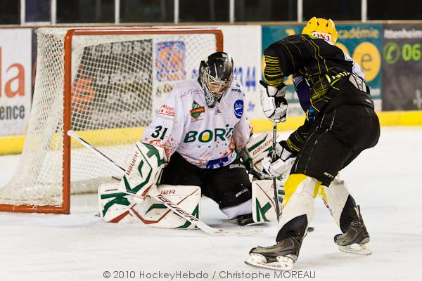 Strasbourg  1 - 3 Mont-Blanc