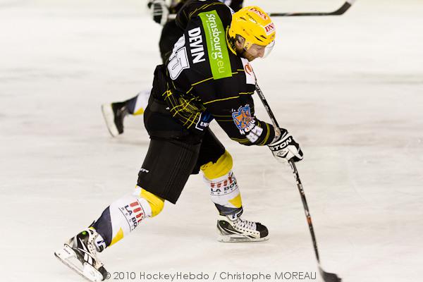 Strasbourg  1 - 3 Mont-Blanc