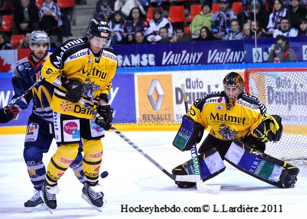 Grenoble  4 - 6 Rouen