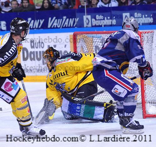 Grenoble  4 - 6 Rouen