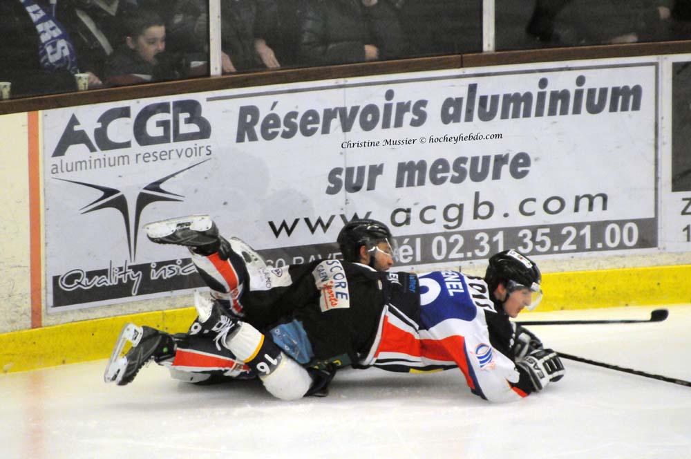 Caen  4 - 3 Chamonix 