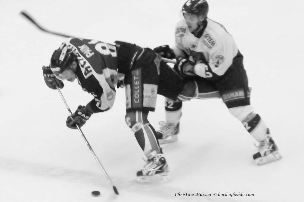 Caen  4 - 3 Chamonix 