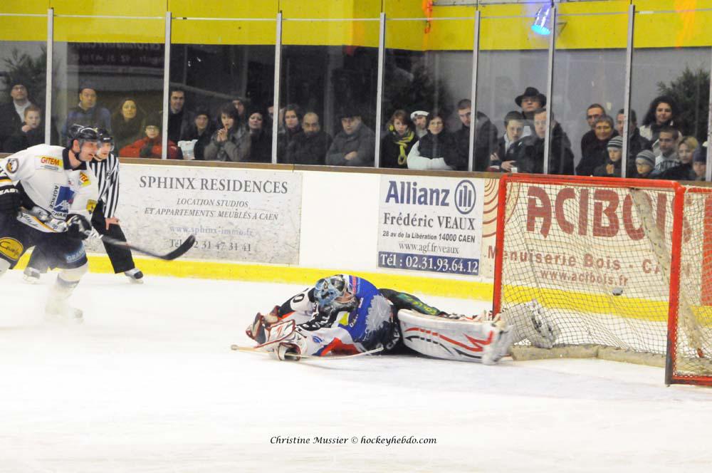 Caen  4 - 3 Chamonix 