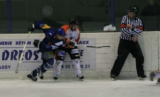 Photo hockey match Mont-Blanc - Tours  le 27/09/2008