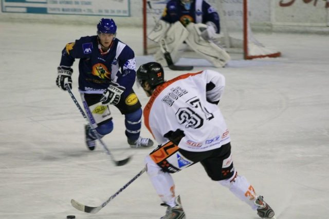 Photo hockey match Mont-Blanc - Tours  le 27/09/2008