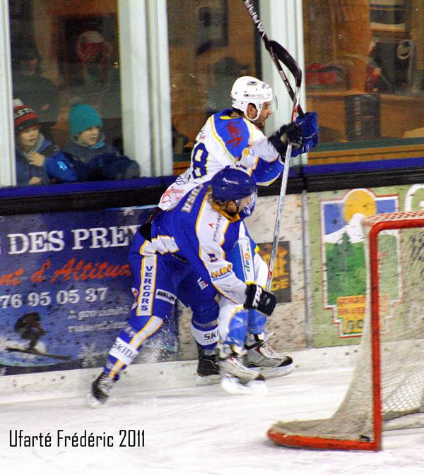 Villard-de-Lans 0 - 3 Gap 