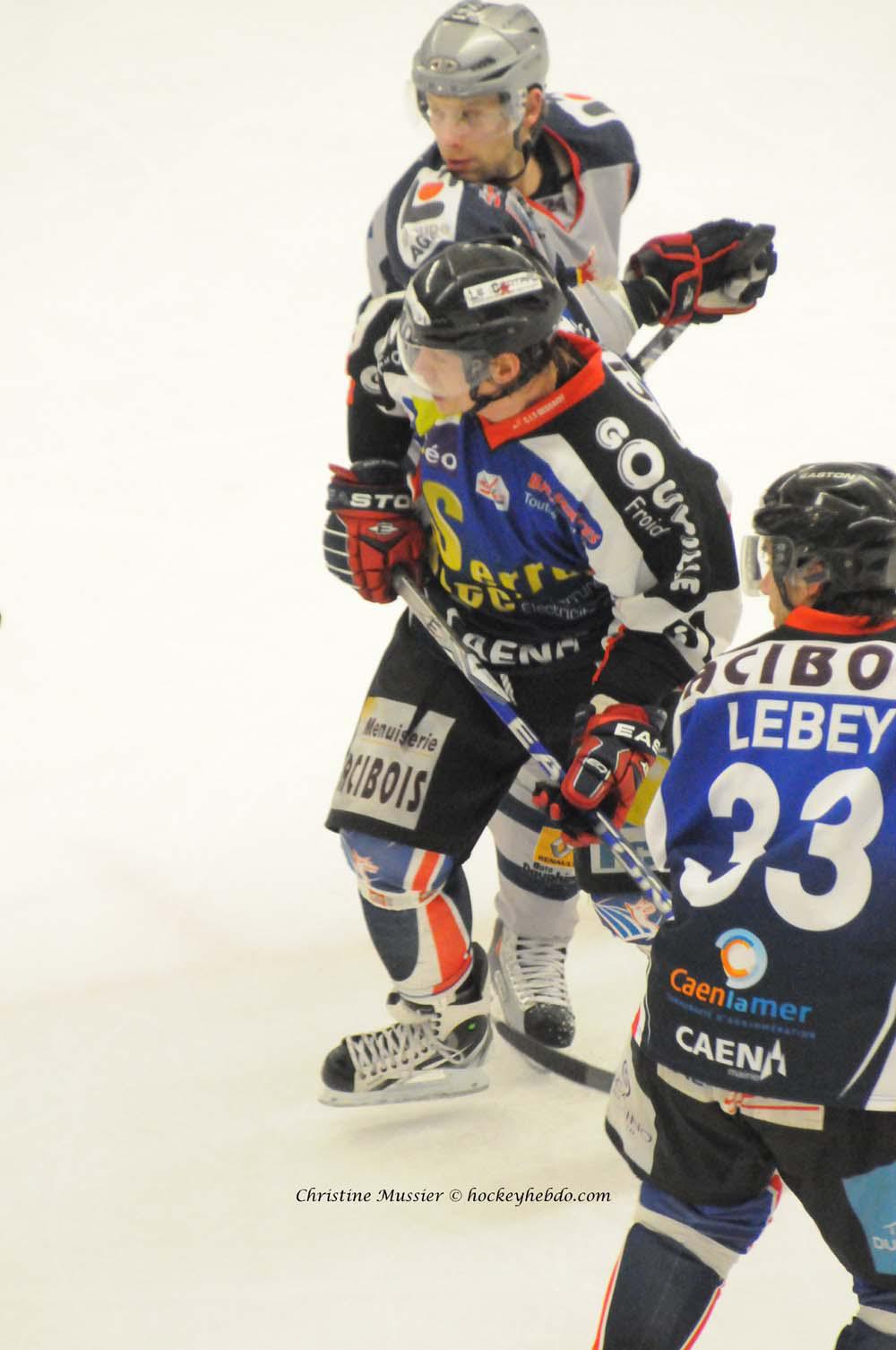 Caen  4 - 3 Grenoble 