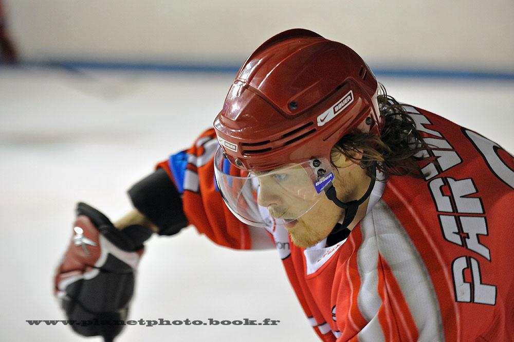 Valence 3 - 6 Cergy-Pontoise