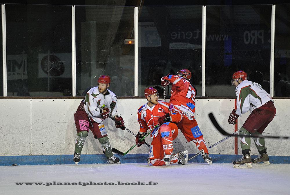 Valence 3 - 6 Cergy-Pontoise