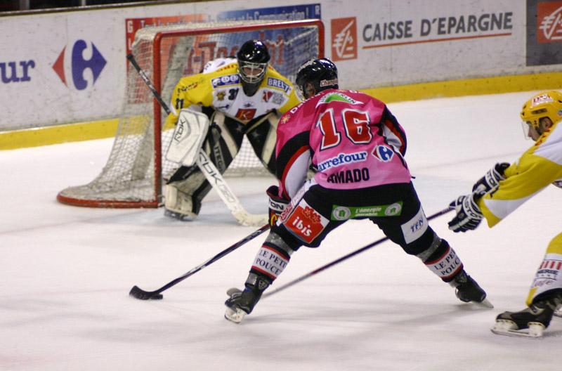 Amiens  5 - 0 Strasbourg 