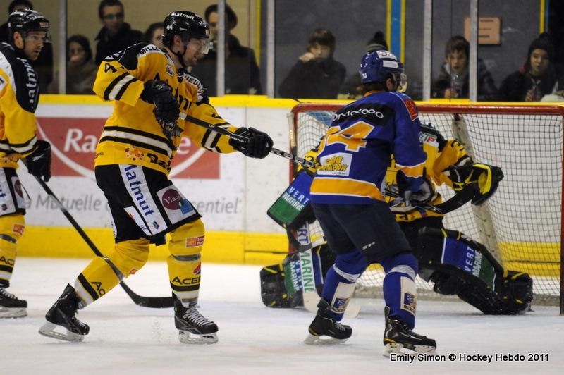 Dijon  2 - 11 Rouen