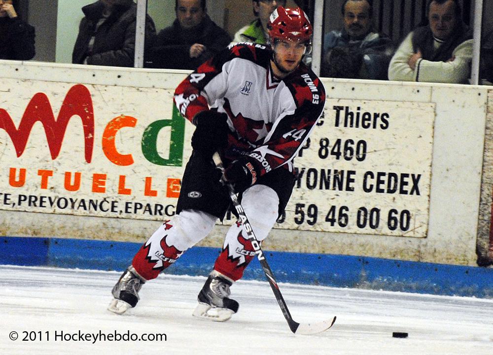 Anglet 3 - 2 Neuilly/Marne