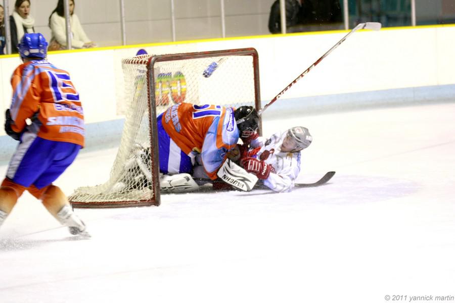 Clermont-Ferrand 4 - 14 Annecy