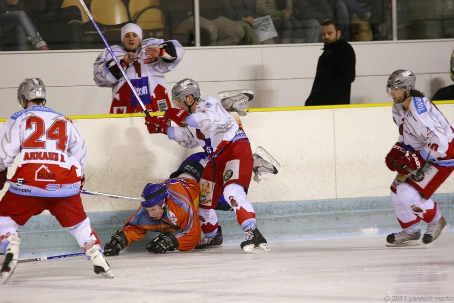 Clermont-Ferrand 4 - 14 Annecy