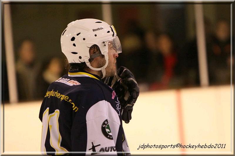 Dunkerque 9 - 2 Orléans