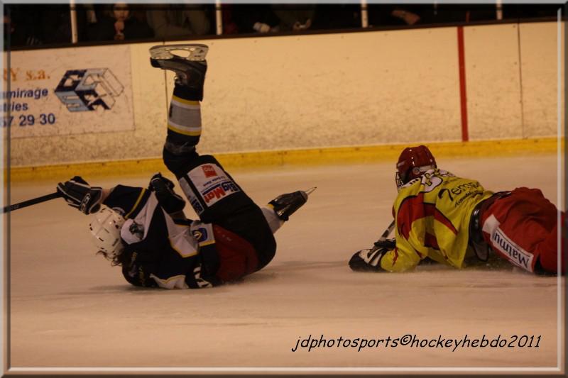 Dunkerque 9 - 2 Orléans