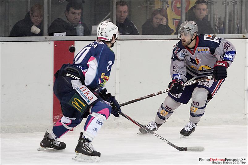 Epinal  2 - 4 Grenoble 