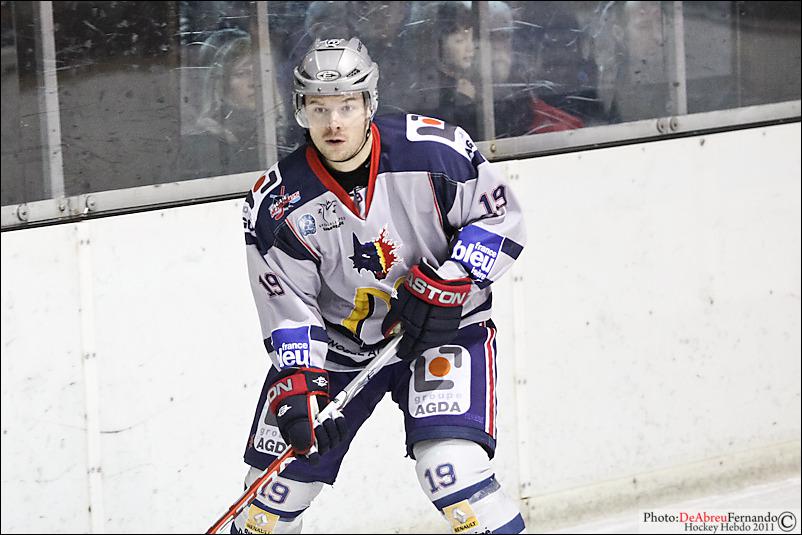 Epinal  2 - 4 Grenoble 
