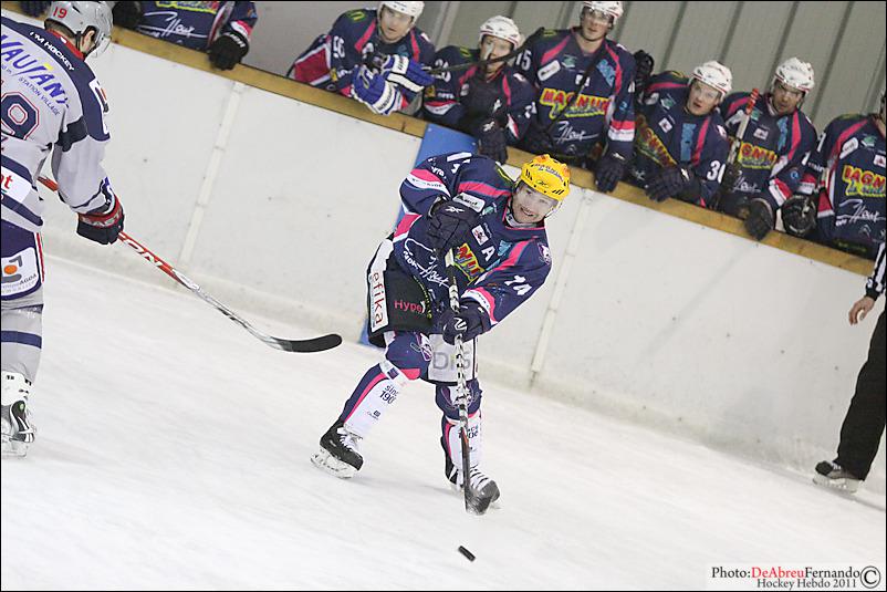 Epinal  2 - 4 Grenoble 