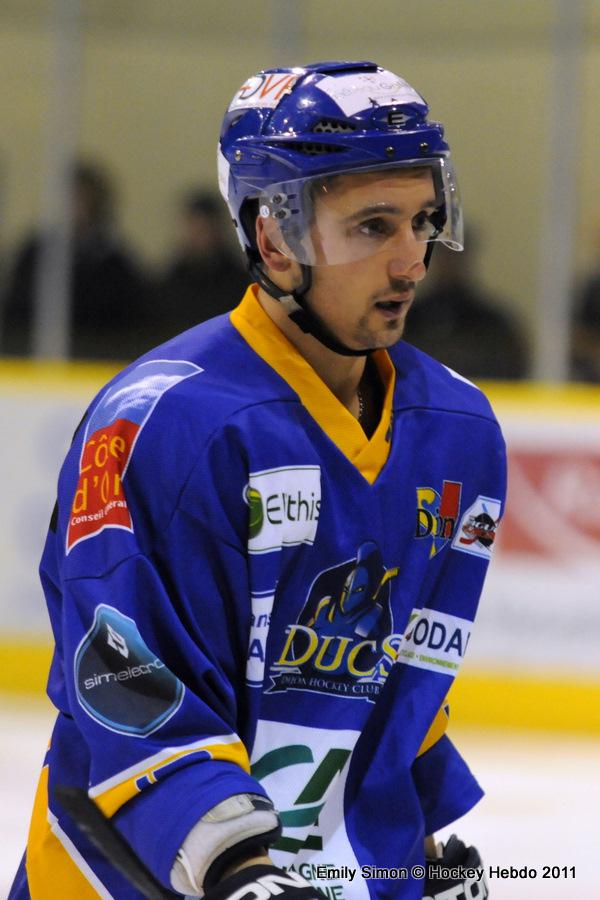 Dijon  7 - 4 Grenoble 
