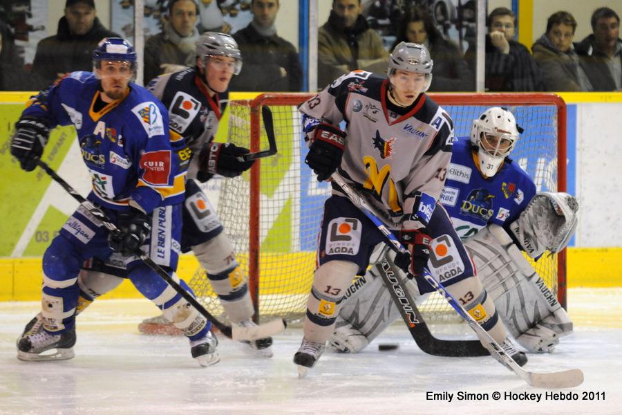 Dijon  7 - 4 Grenoble 