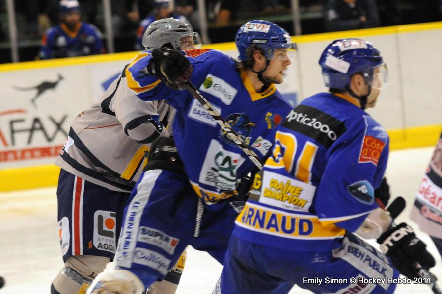 Dijon  7 - 4 Grenoble 